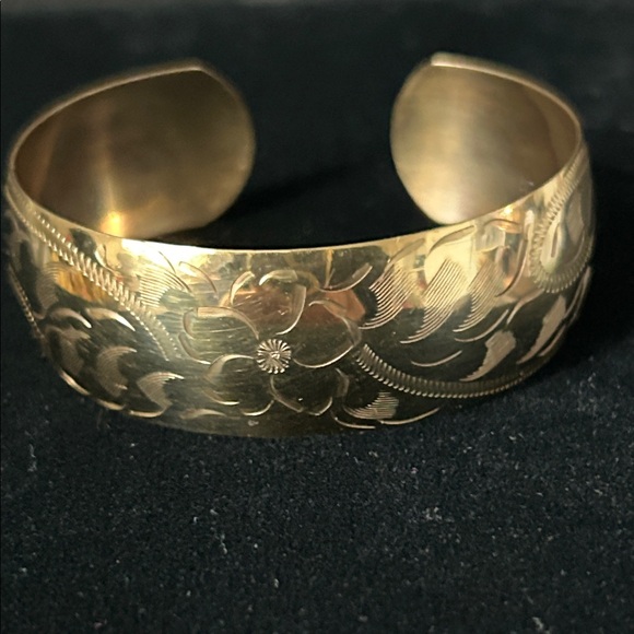 Vintage Engraved Gold Fill Cuff Bracelet For Small Wrist Stamped - Picture 2 of 4
